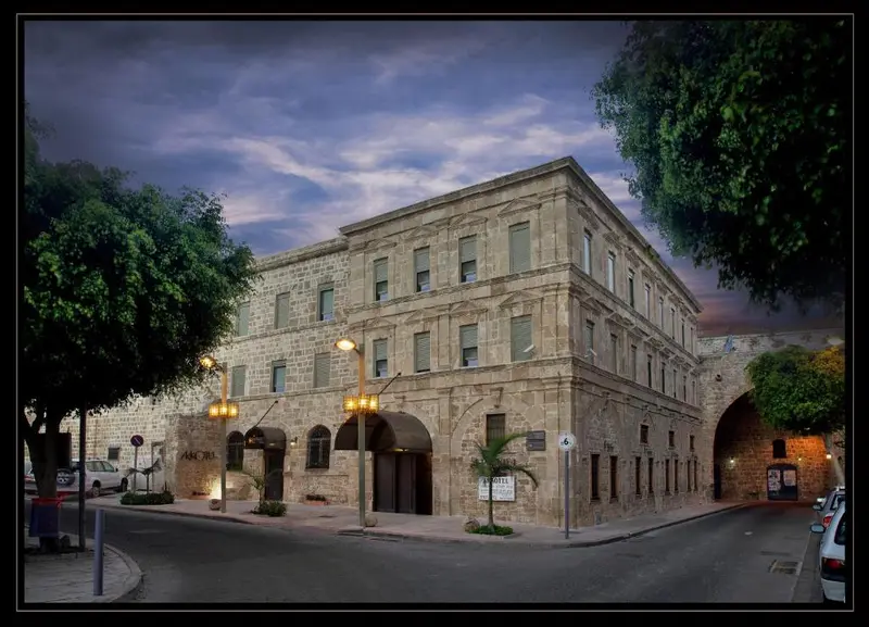 Akkotel hotel interior