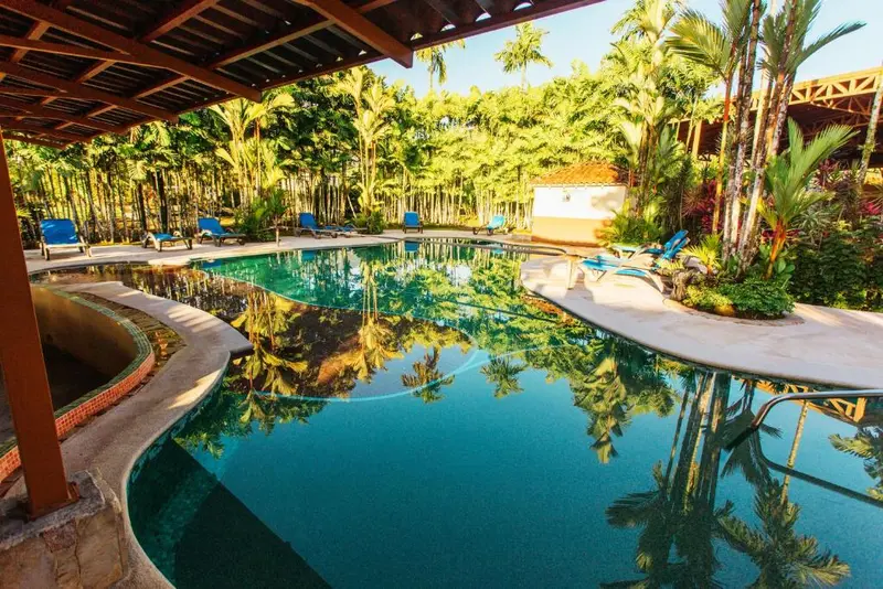 Arenal Backpackers Resort hotel in La Fortuna