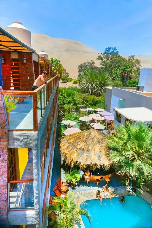 Banana's Adventure Hostel hotel in Huacachina
