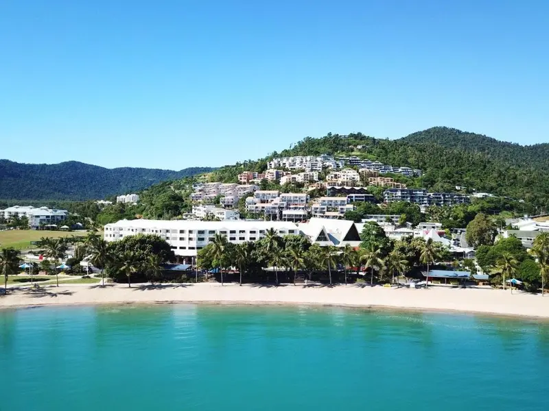 Base Backpackers Airlie Beach hotel in Airlie Beach
