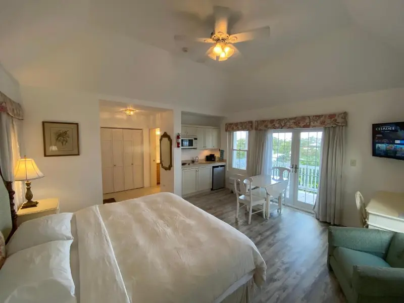 Bermuda Guest House hotel interior