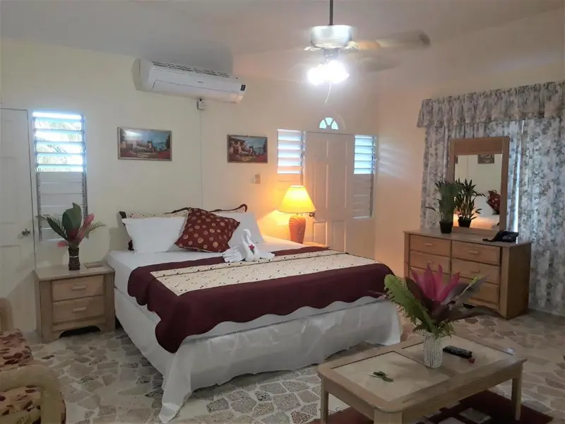 Caribbean Paradise Inn hotel interior