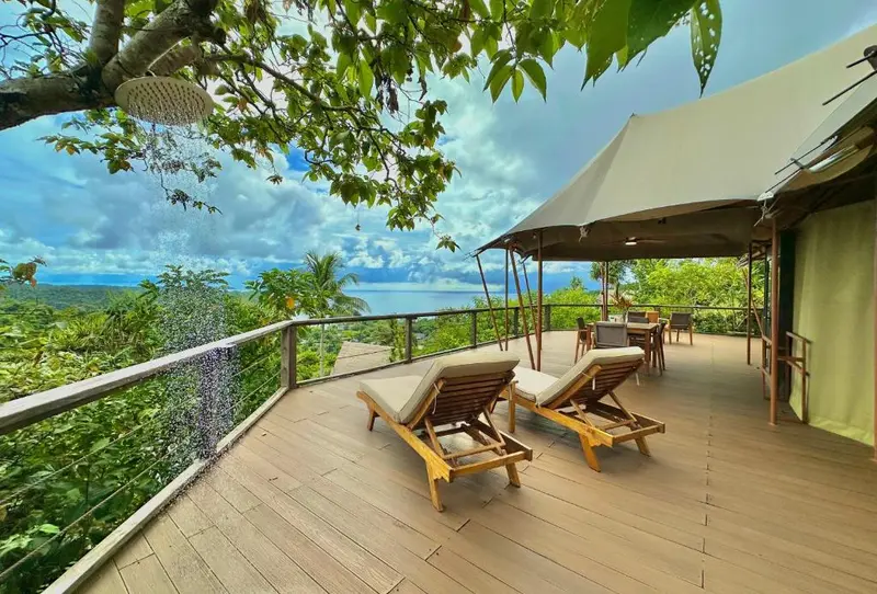 Carolines Resort hotel in Koror