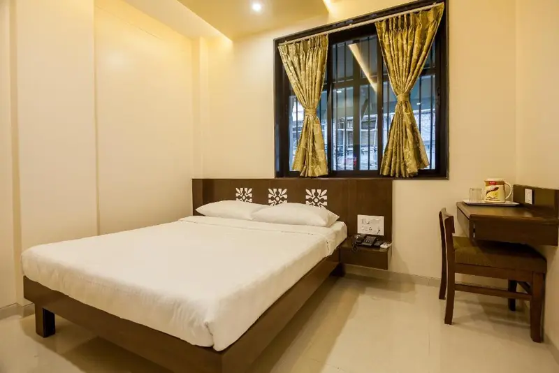 City Guest House hotel interior