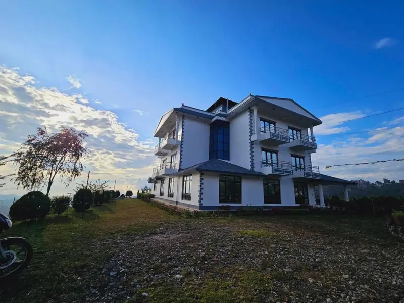 Crown Hill Hotel hotel in Bo