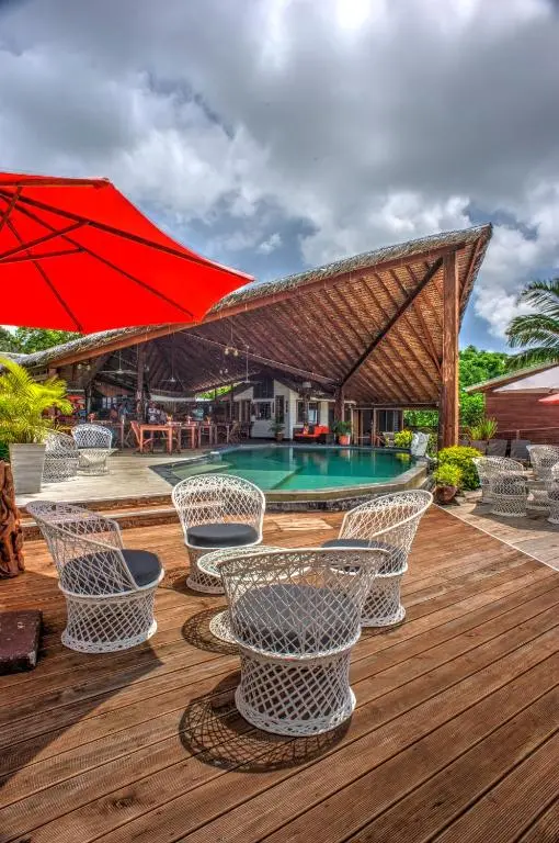 Deco Stop Lodge hotel in Luganville