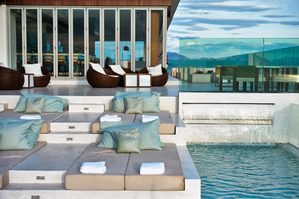 A La Carte Da Nang Beach Hotel hotel in Da Nang