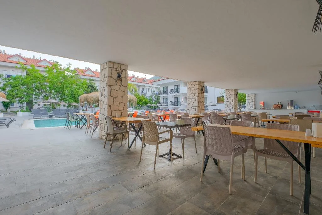 Akdeniz Beach Hotel hotel in Kusadasi