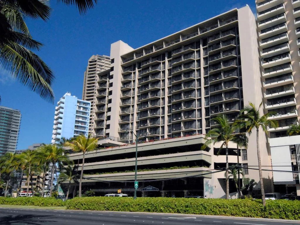 Aqua Palms Waikiki hotel in Honolulu