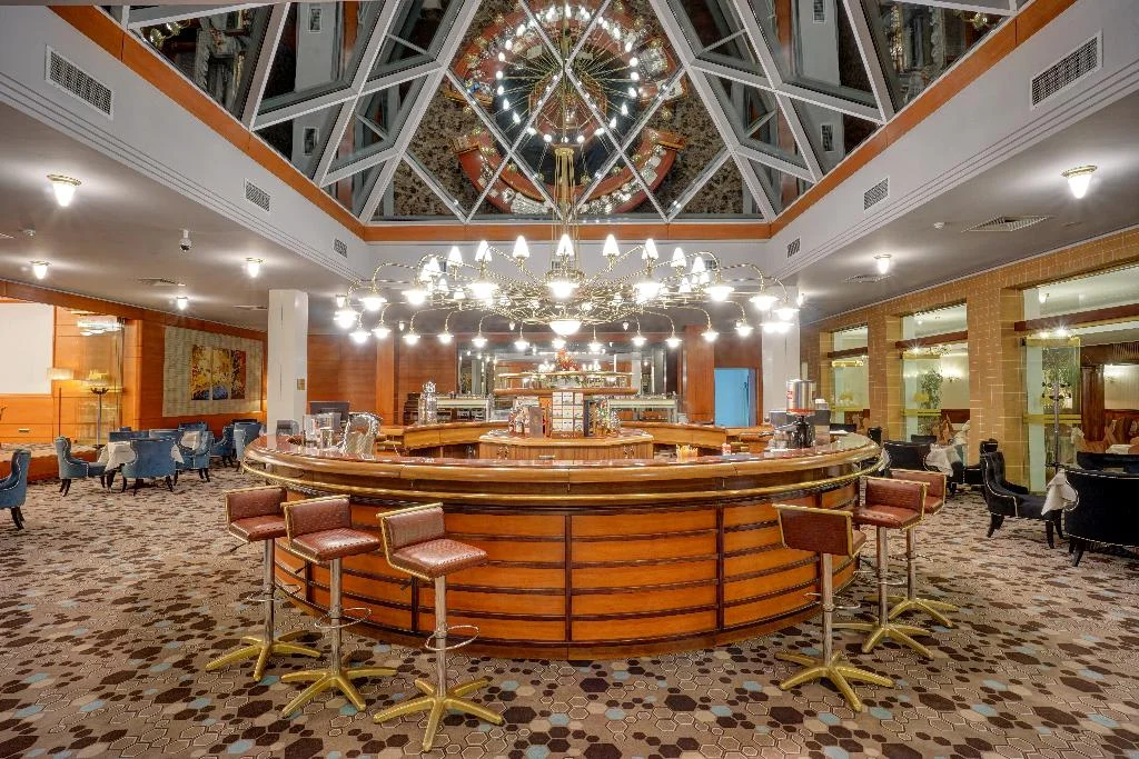 Aro Palace hotel in Brasov