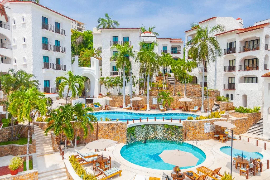 Aruba Beach Club hotel in Palm Beach