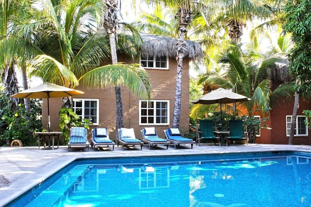 Bungalows Hotel hotel in Cabo San Lucas