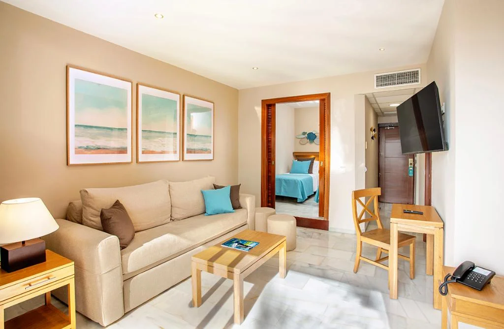 Bureh Beach Club hotel in Bureh Town