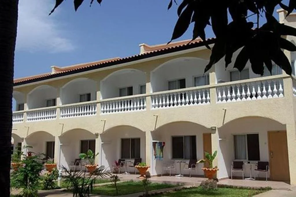 Cape Point Hotel hotel in Bakau