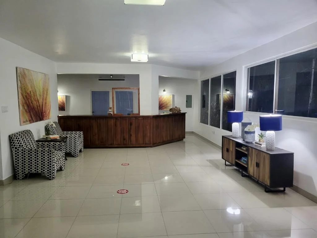 Coral Sands Beach Resort hotel in Christ Church