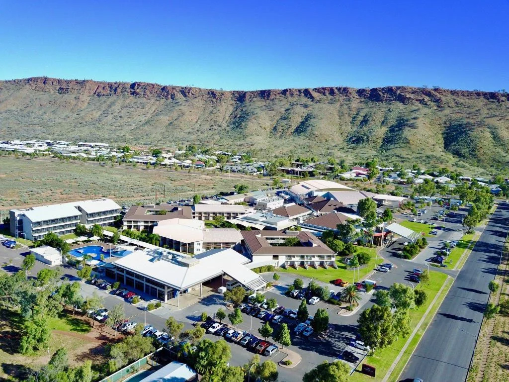 Crowne Plaza Alice Springs Lasseters hotel in Alice Springs