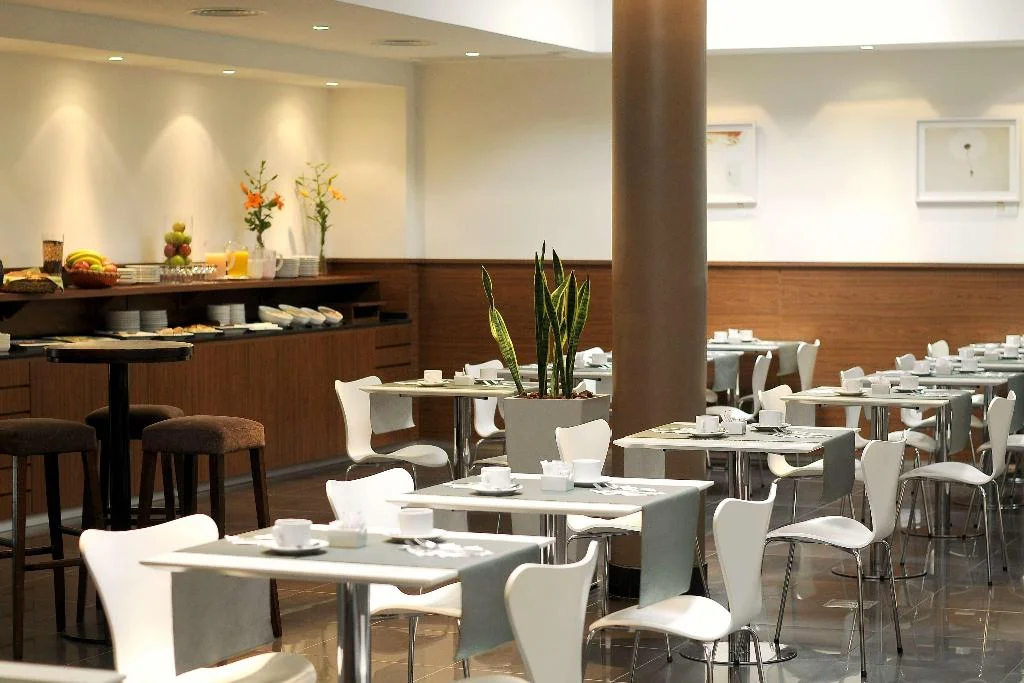 Dazzler by Wyndham Buenos Aires Recoleta hotel in Buenos Aires