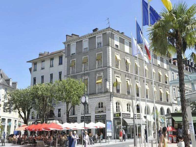Hotel de Bourbon hotel in Port Louis