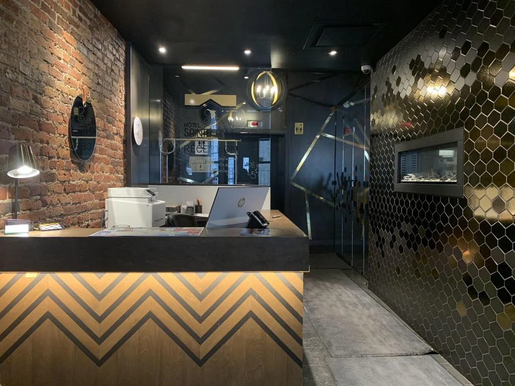 Hotel Le Saint-Denis hotel in Saint-Denis