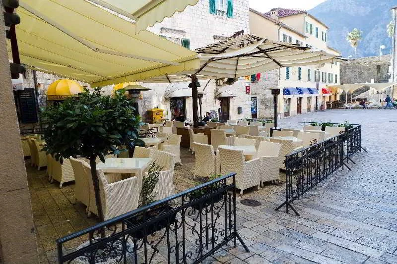 Hotel Vardar hotel in Kotor