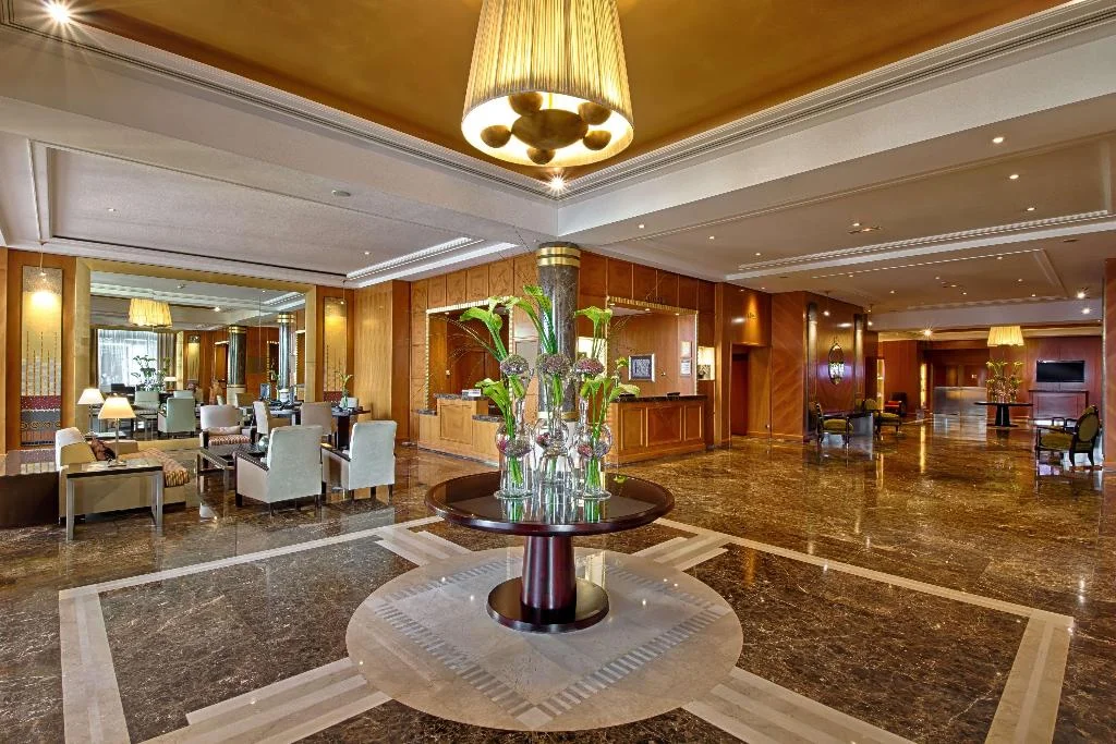 Hyatt Regency Nice Palais de la Méditerranée hotel in Nice