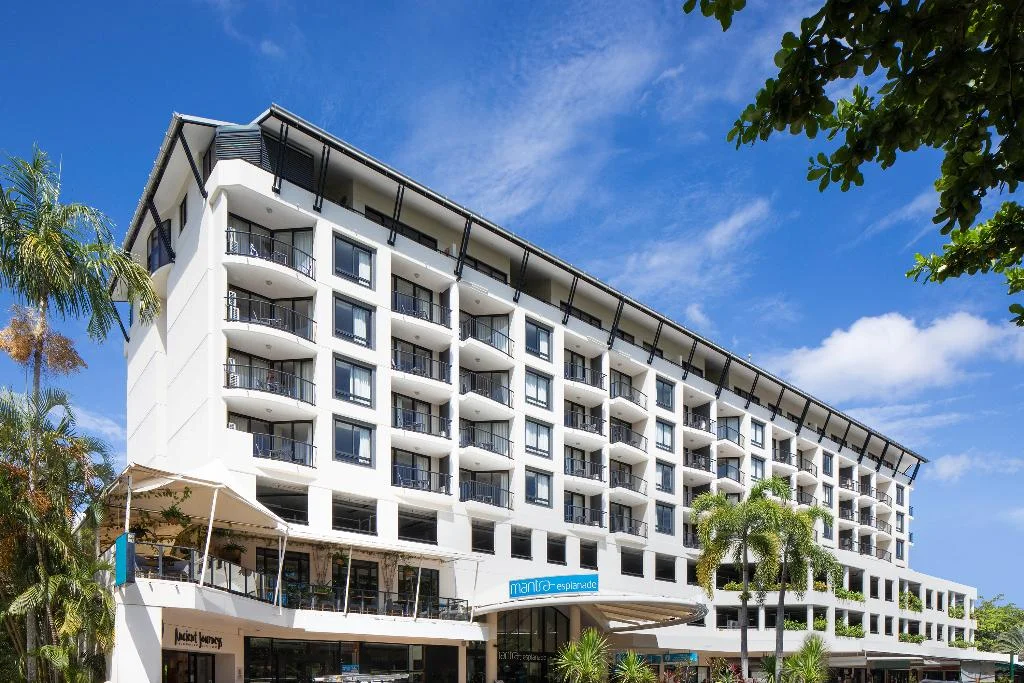 Mantra Esplanade hotel in Cairns