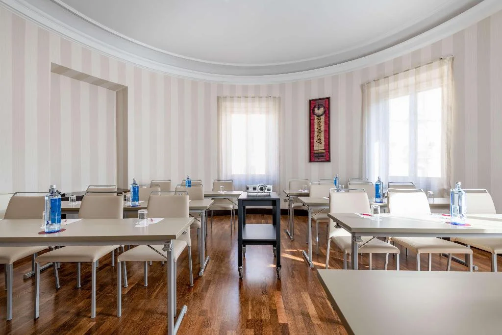 NH Collection Granada Victoria hotel in Granada