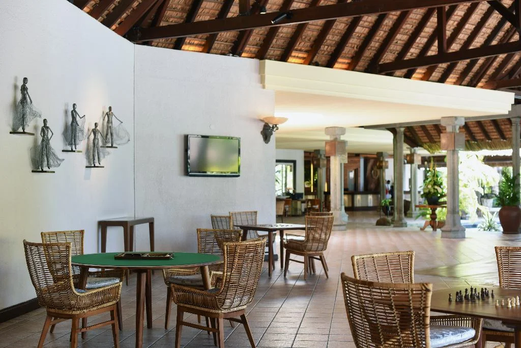 Paradis Beachcomber Golf Resort & Spa hotel in Le Morne