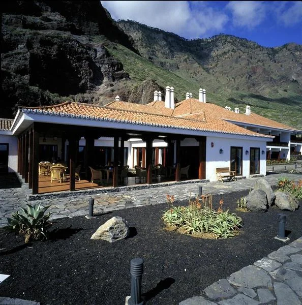 Parador de El Hierro hotel in Las Playas