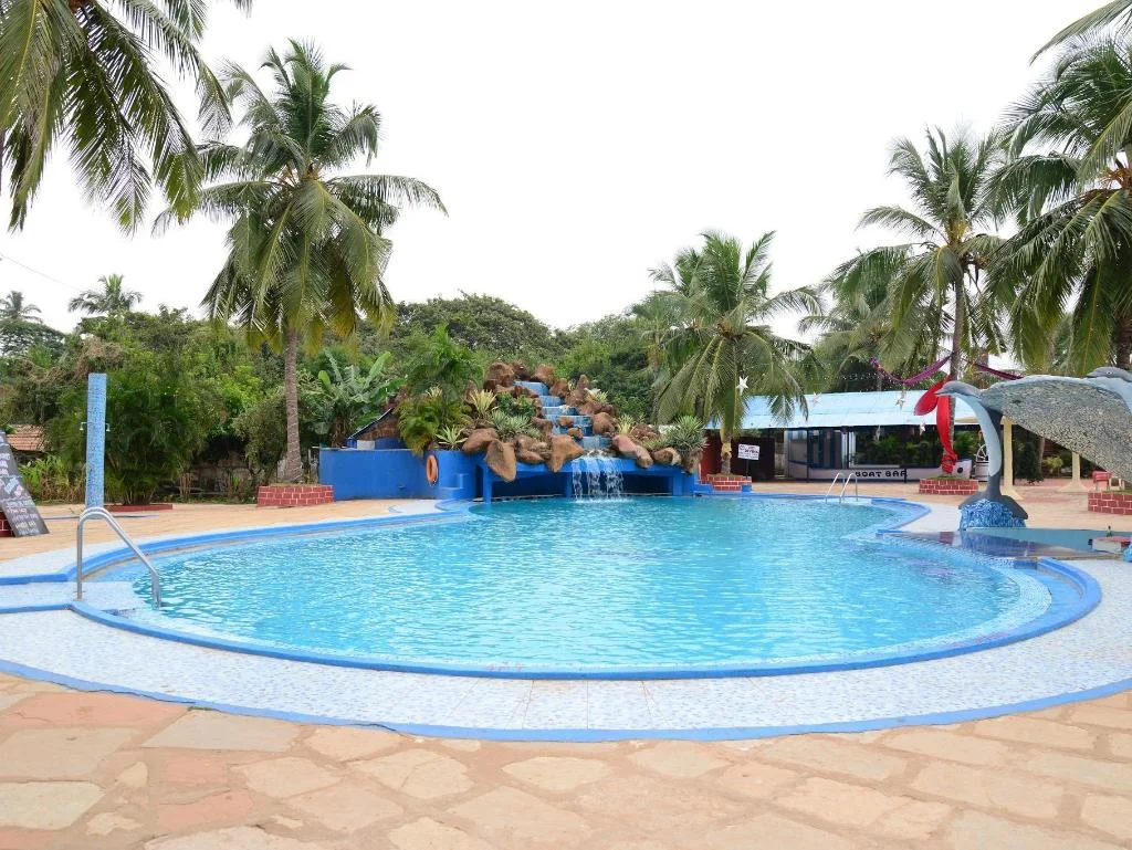 Plantation Village Beach Resort hotel in Seven Mile Beach