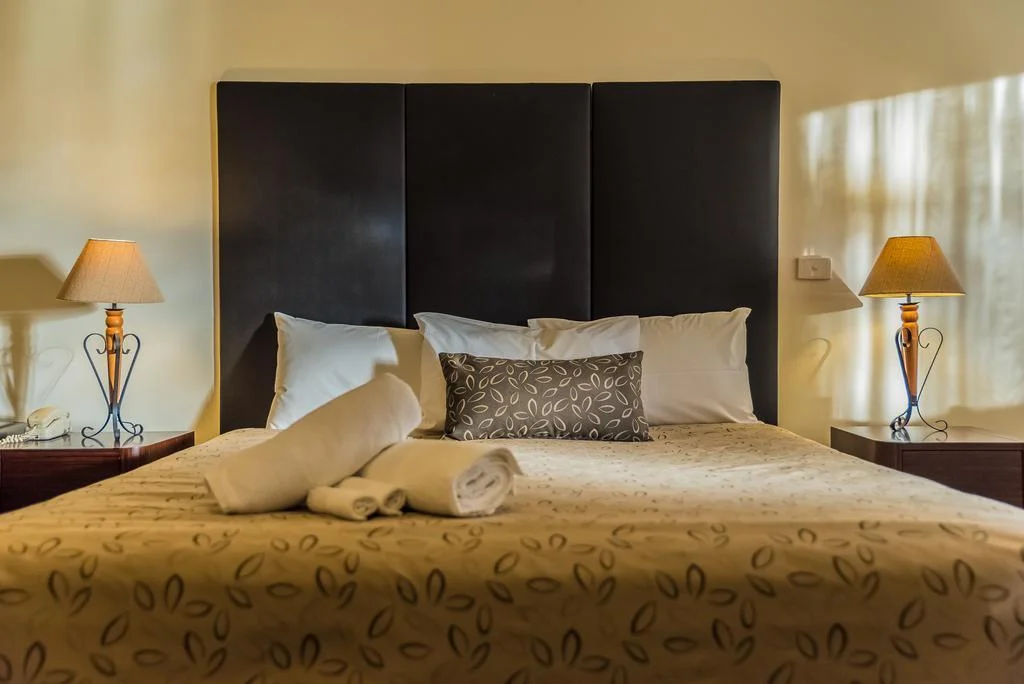 Seahorse Inn hotel in Charlotteville