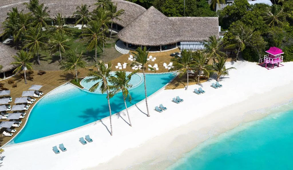 Summer Island Maldives hotel in Ziyaaraiyfushi