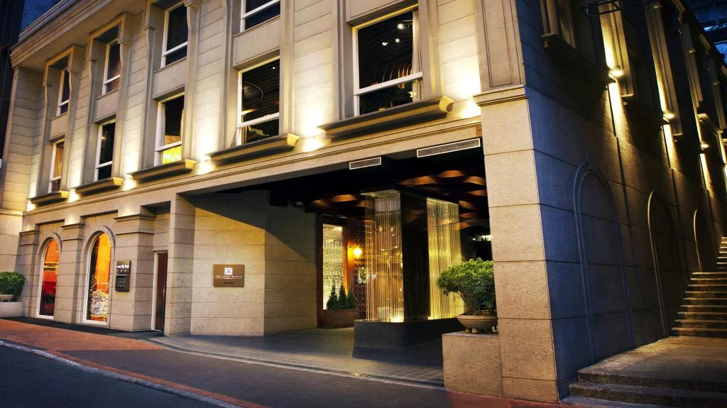 The Luxe Manor hotel in Kowloon