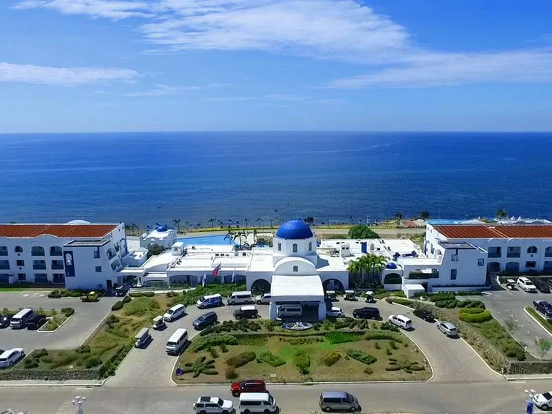 Thunderbird Resorts Poro Point hotel in San Fernando