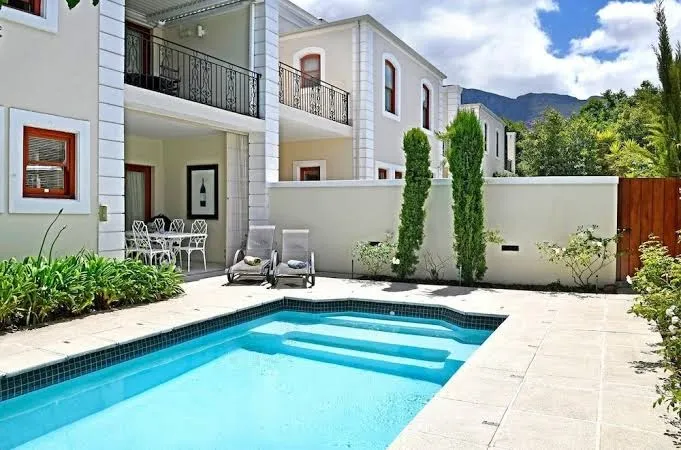 10 Villefranche, Franschhoek exterior view