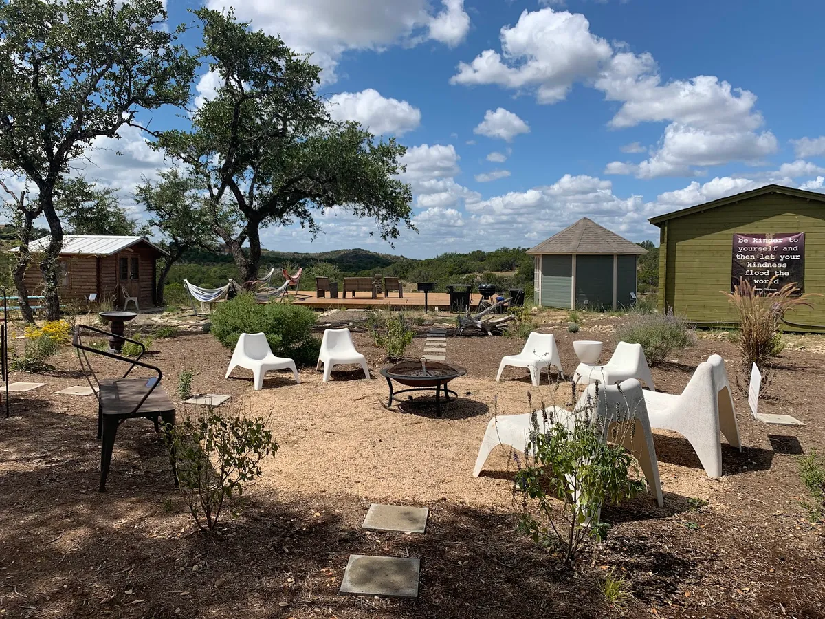 13 Acres Retreat, Hopkins exterior view