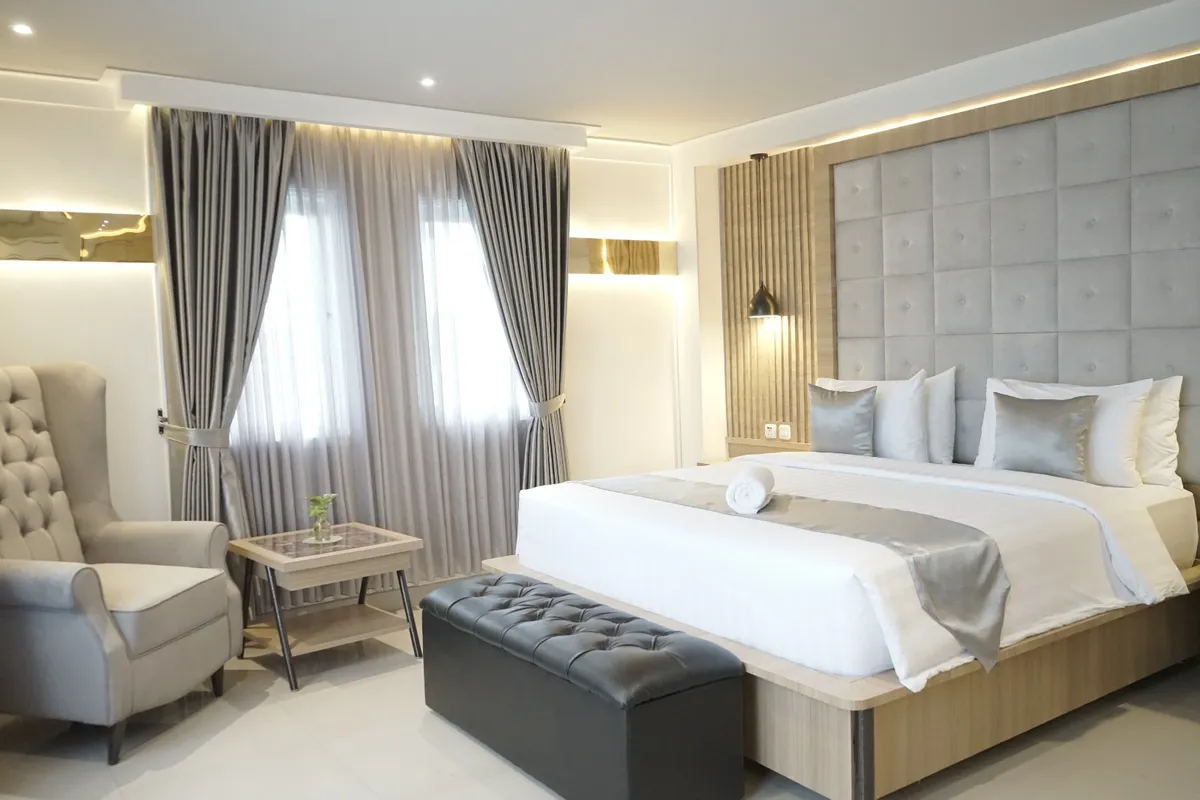 1O1 URBAN Jakarta Thamrin Hotels, Jakarta exterior view