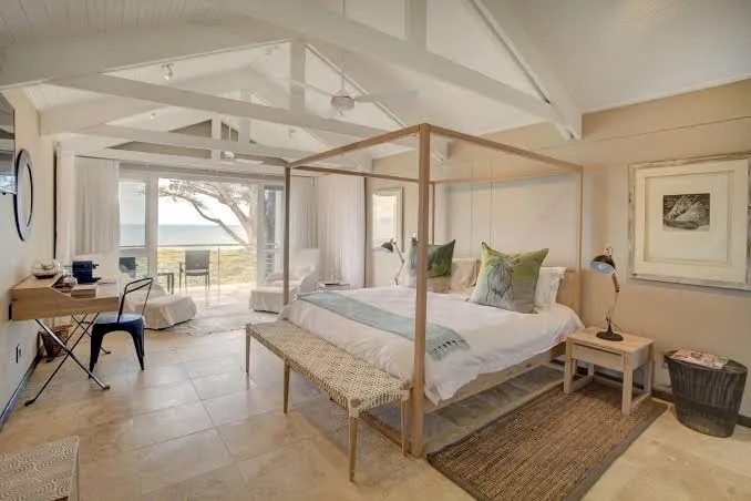Abalone Guest Lodge, Hermanus exterior view