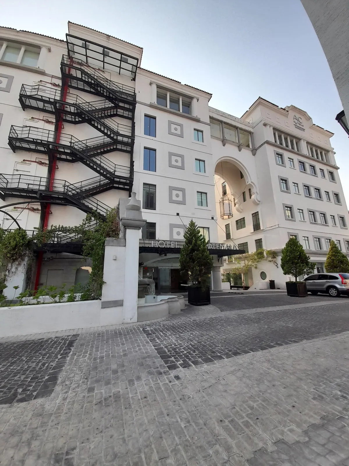 AC Hotel Guatemala City, Guatemala City exterior view