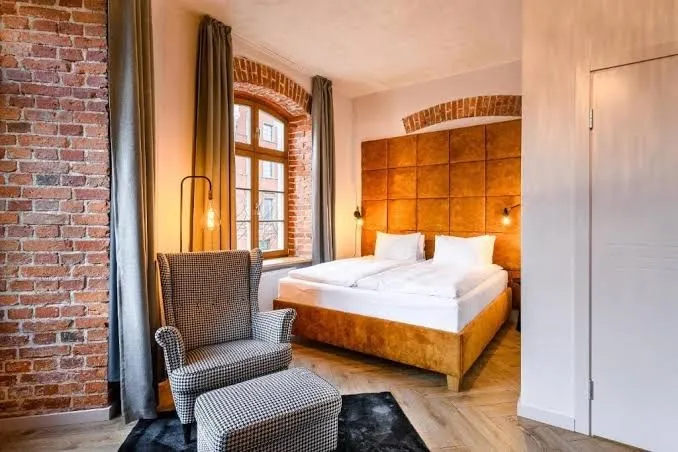 Adler Aparthotel - King Suite with Balcony, Klaipeda exterior view