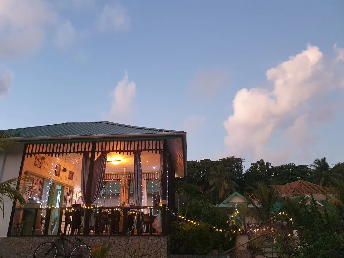 Agnes Cottage, La Digue exterior view