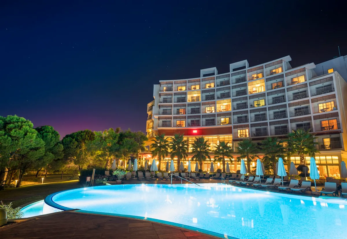 Akra Sorgun Tui Blue Sensatori, Side exterior view