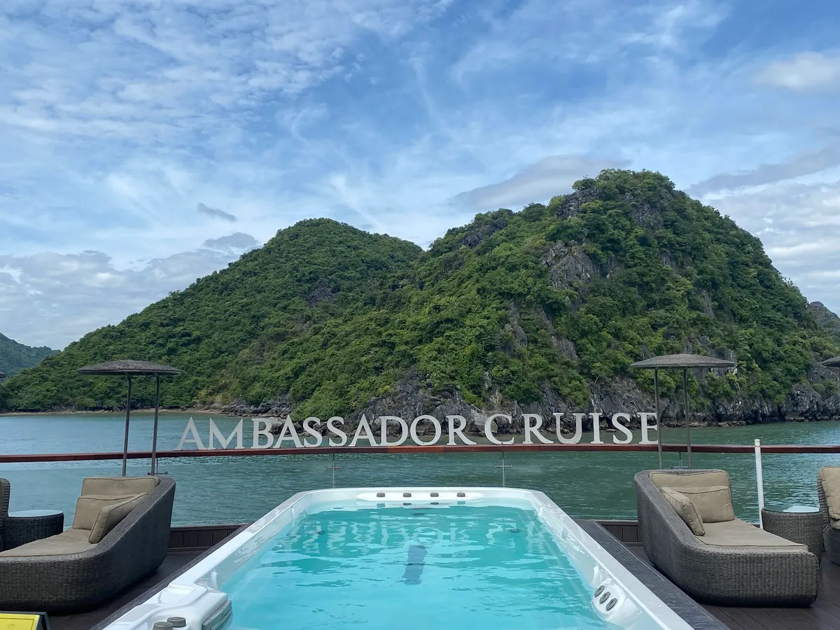 Ambassador Cruise Halong Bay, Ha Long Bay exterior view