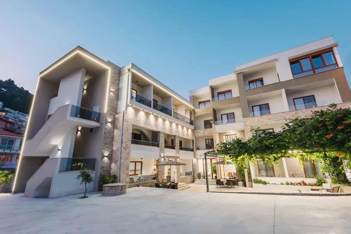 Apart-Hotel President, Ulcinj, Ulcinj exterior view