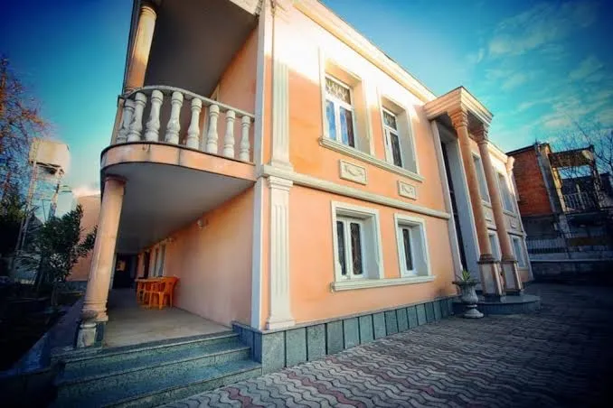 Apartment Gardenia - Three-Bedroom Apartment, Kutaisi exterior view