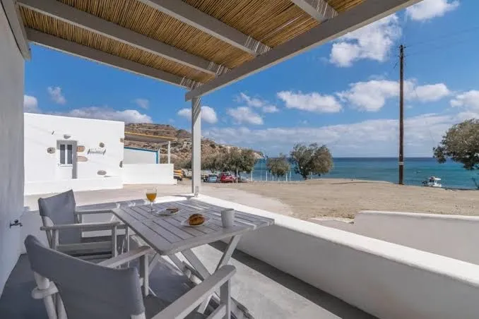 Aqua Bay Beachfront Studios Agia Kyriaki Beach, Milos - King Suite with Sea View, Milos exterior view