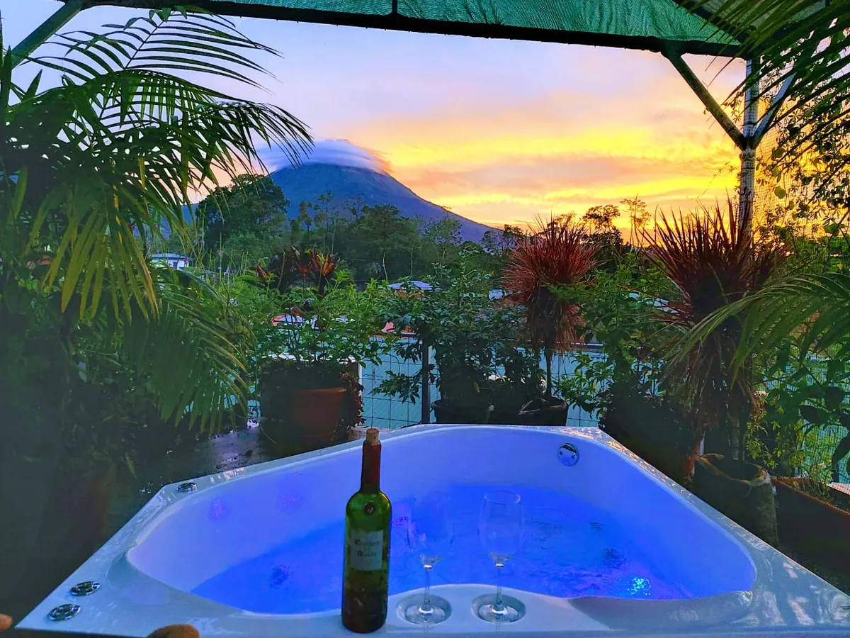 Arenal Rooms, La Fortuna exterior view