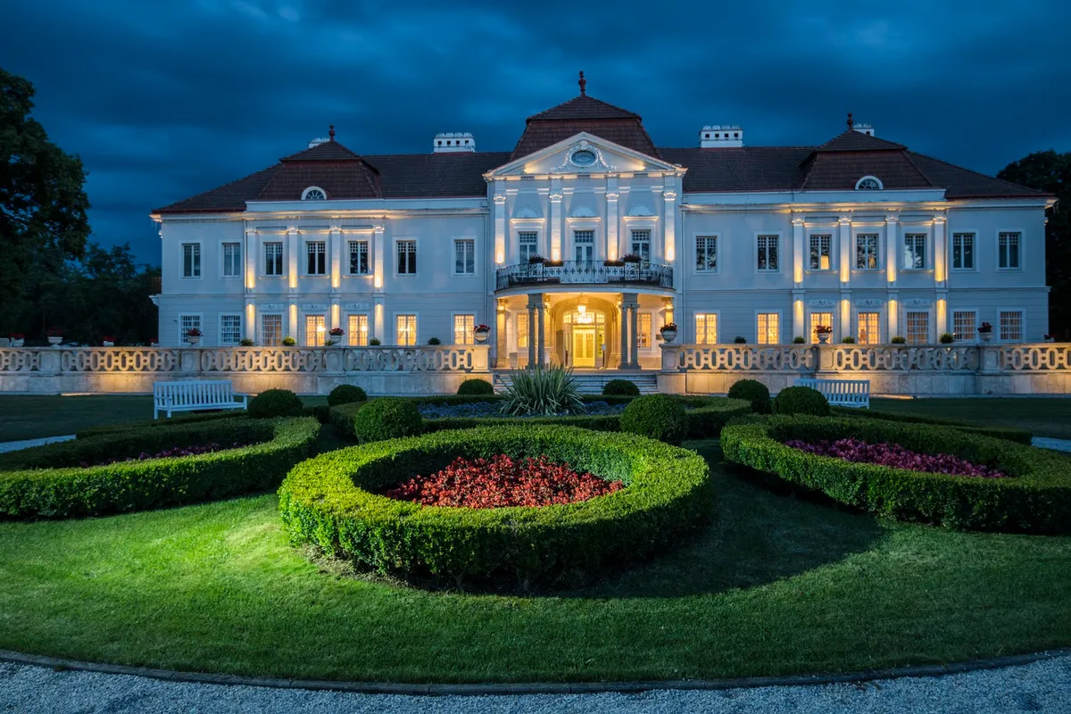 Art Hotel Kaštieľ, Tomášov, Bratislava exterior view