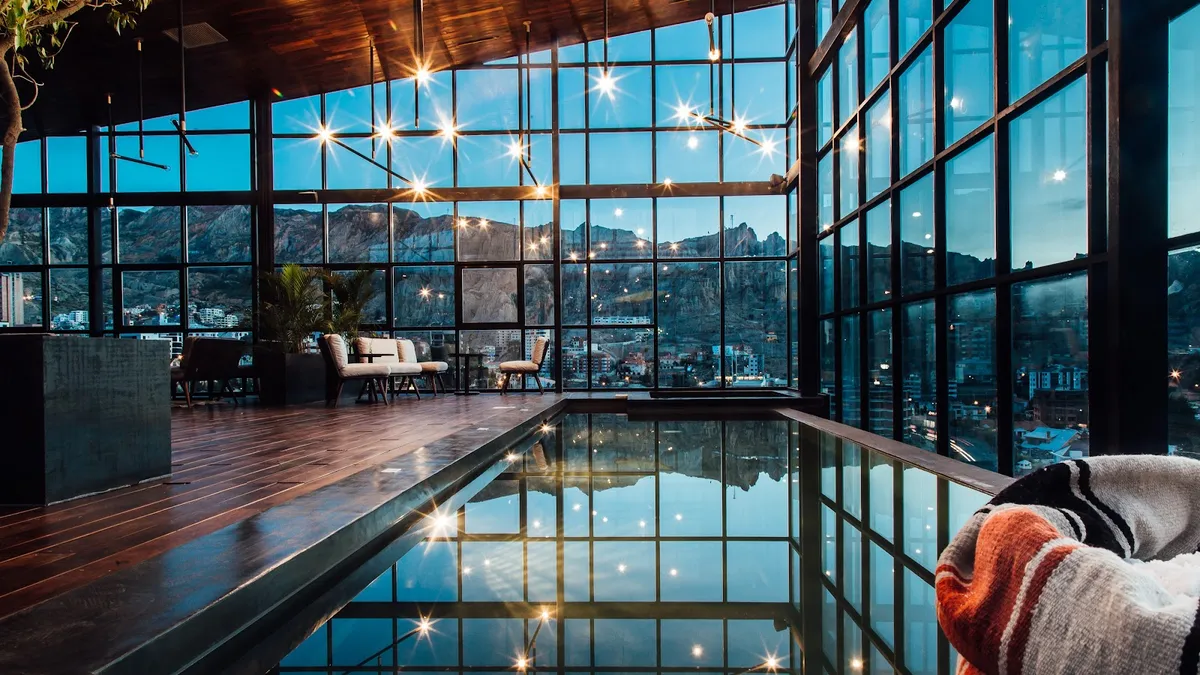 Atix Hotel, La Paz exterior view