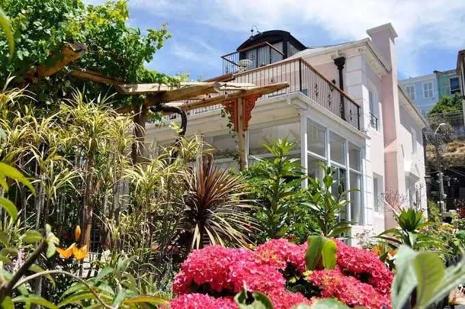 Ayca La Flora Hotel Boutique, Valparaiso exterior view